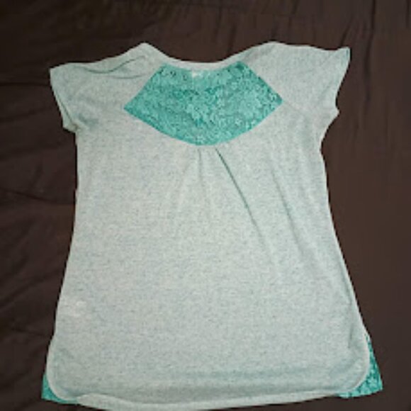 Allison Brittney Tunic Top - Size Small - Aqua Heathered Knit w/ Teal Accents - Picture 5 of 7